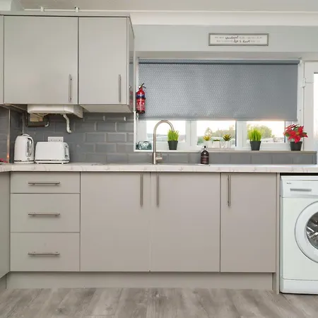 House With Free Parking בית נופש יורק